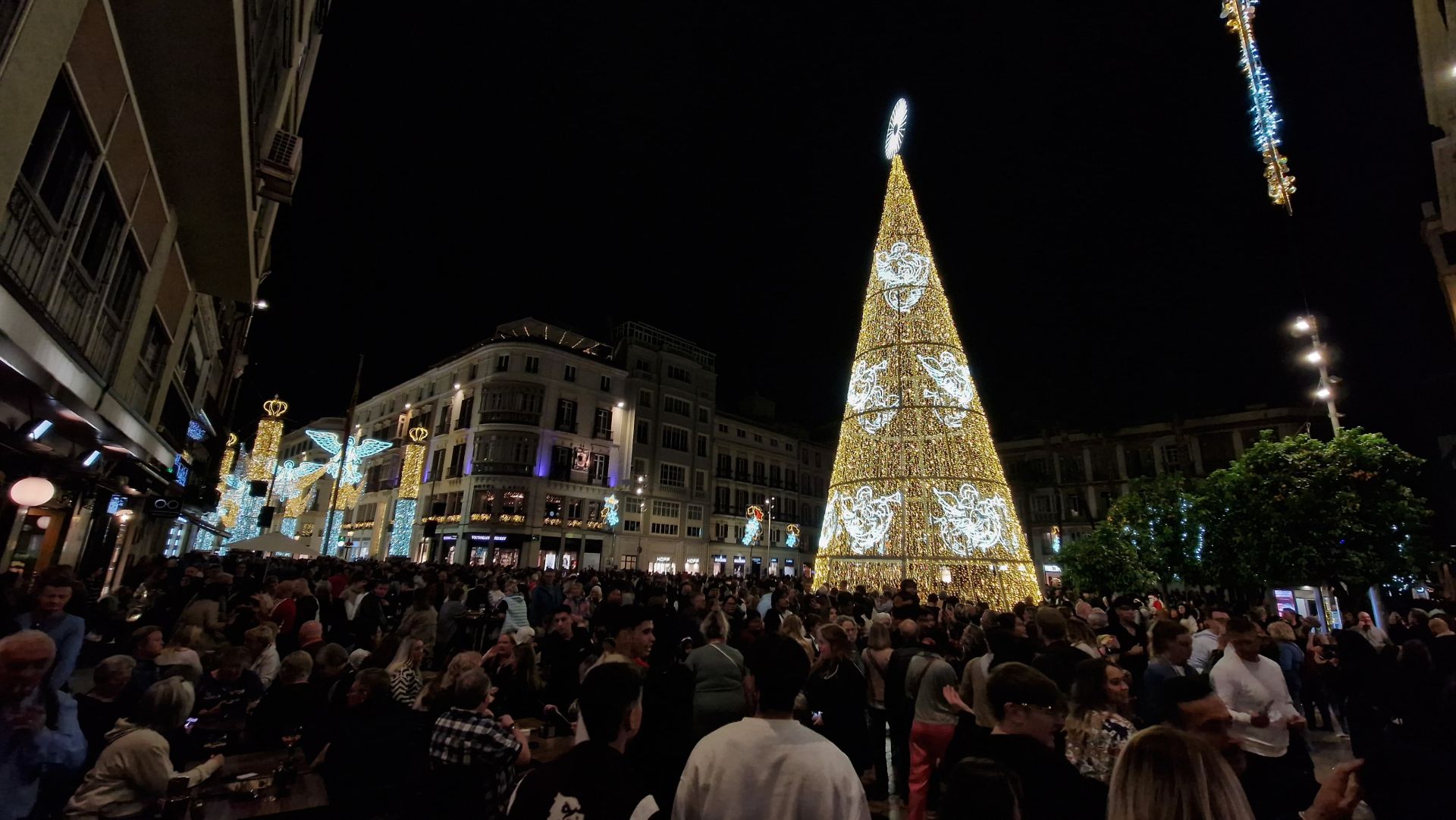 Malaga&#039;s big Christmas switch-on - in pictures